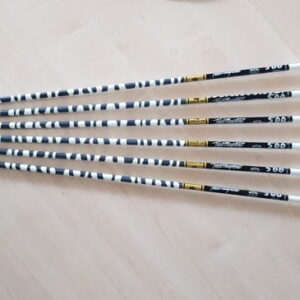 Strzały  Gold Tip NUGENT z lotkami naturalymi 4''- 6 szt  parametr  500