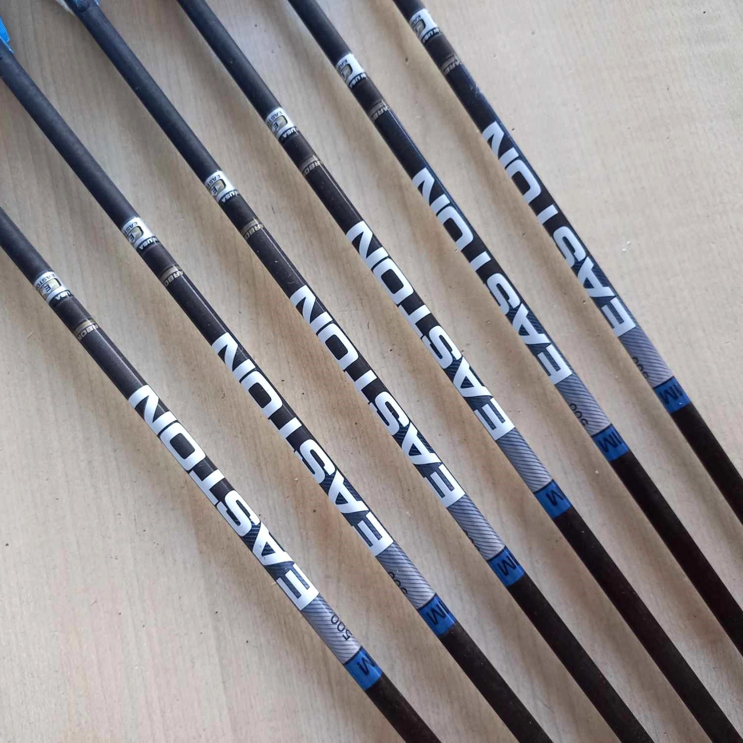 Strzały Easton SONIC 6.0 z lotkami naturalnymi 4" 500 - 6 szt. - obrazek 2