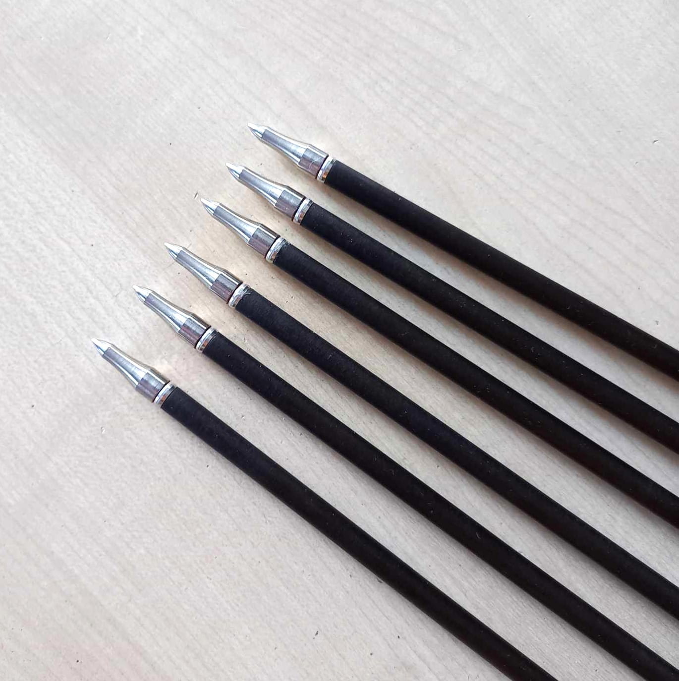 Strzały Easton SONIC 6.0 z lotkami naturalnymi 4" 500 - 6 szt. - obrazek 4