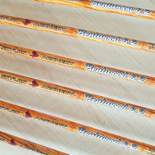 komplet 6 strzał Skylon BENTWOOD 6.2 parametr 500 z lotkami naturalnymi 4" żółto - czerwone barred parabolic - obrazek 3